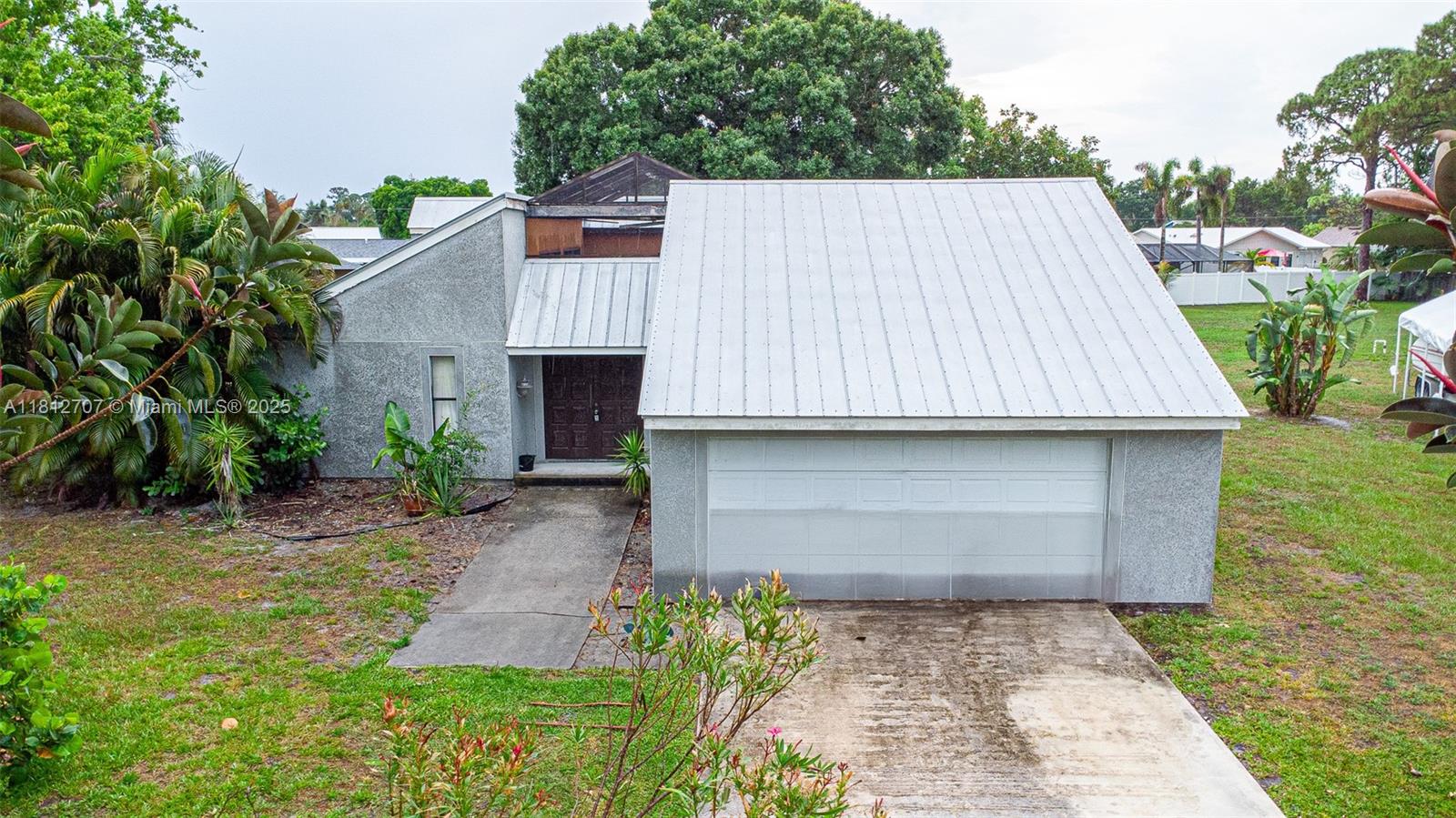 PORT ST LUCIE SECTION 10 - Residential