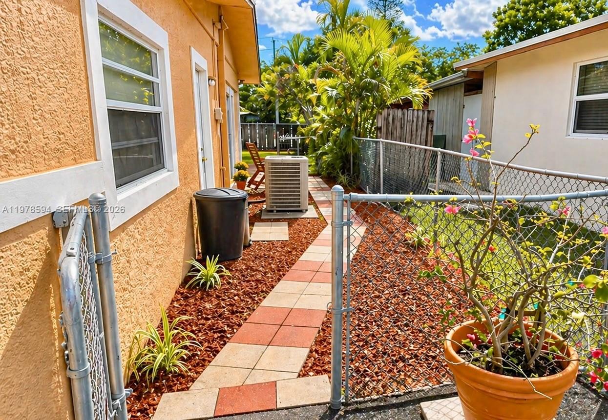 BREEZESWEPT PARK ESTATES - Residential