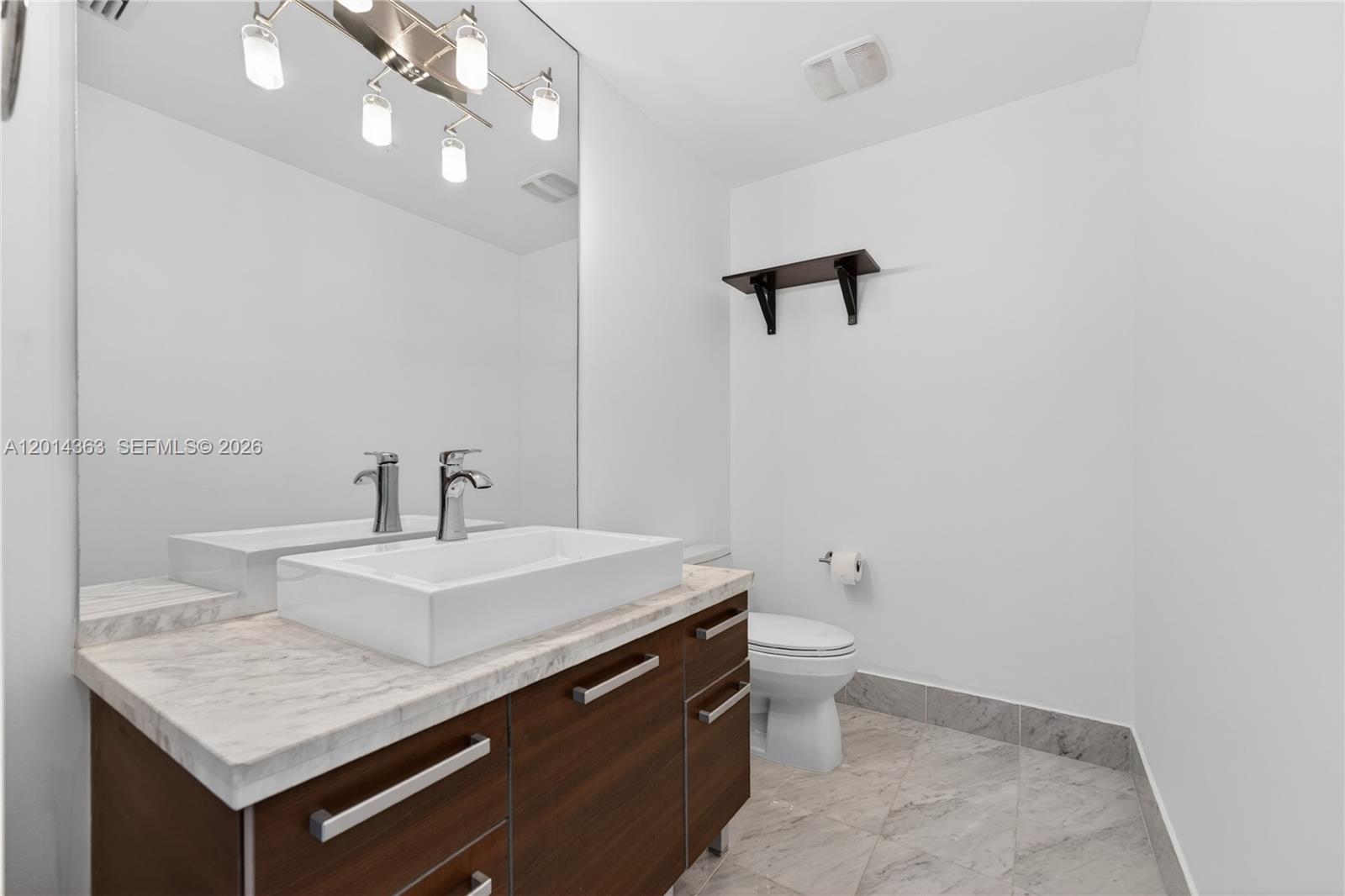 VIZCAYNE SOUTH CONDO - Residential