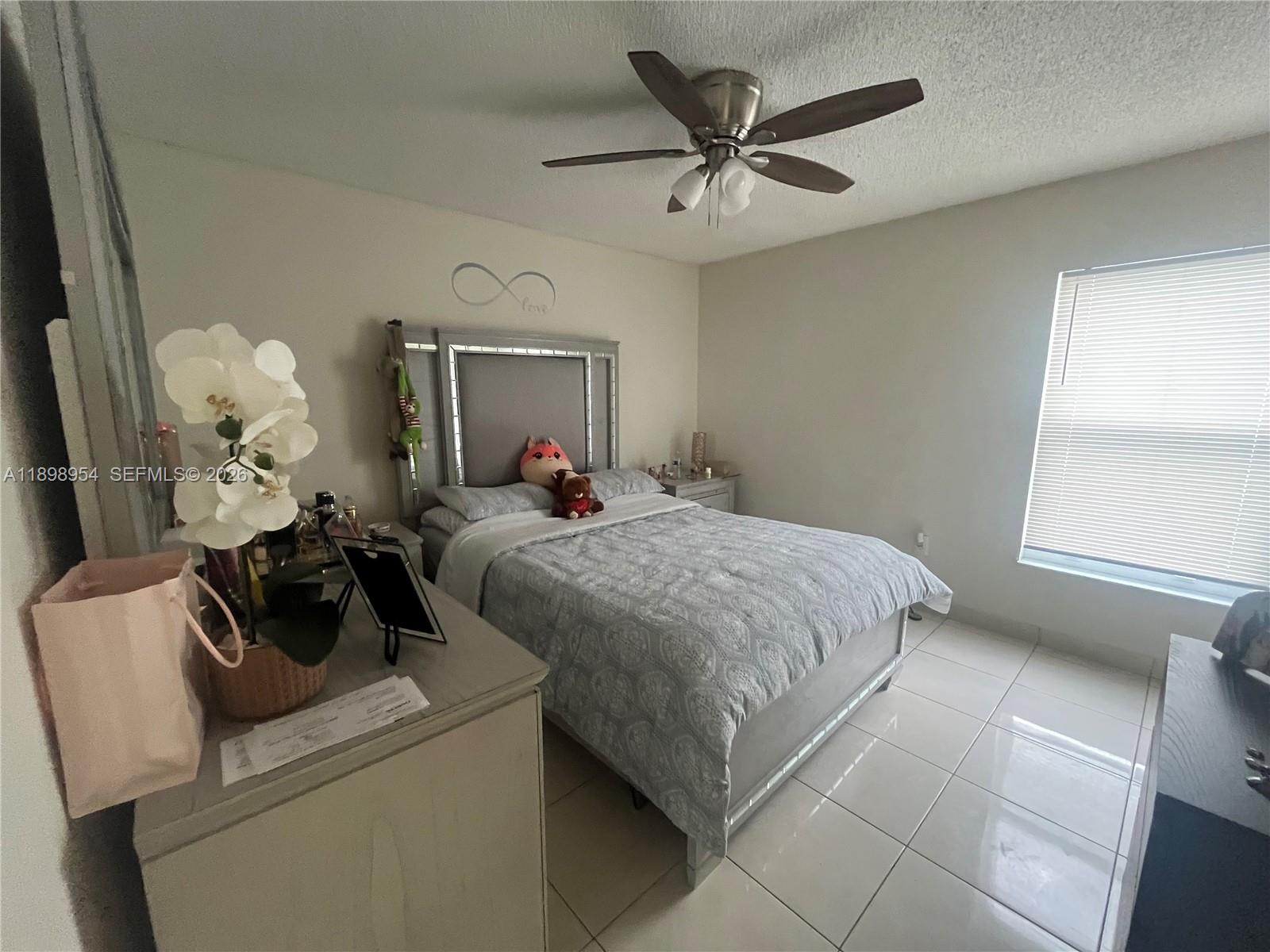 HIALEAH 8TH ADDN - Residential Income