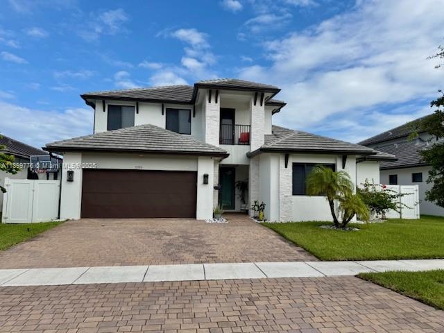 View photos, virtual tours, details... 17755 SW 46th St
