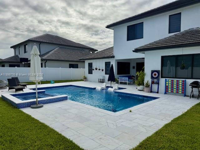 View photos, virtual tours, details... 17755 SW 46th St