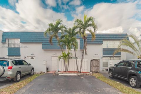 3679 SW 59th Ave 108 Davie FL 33314