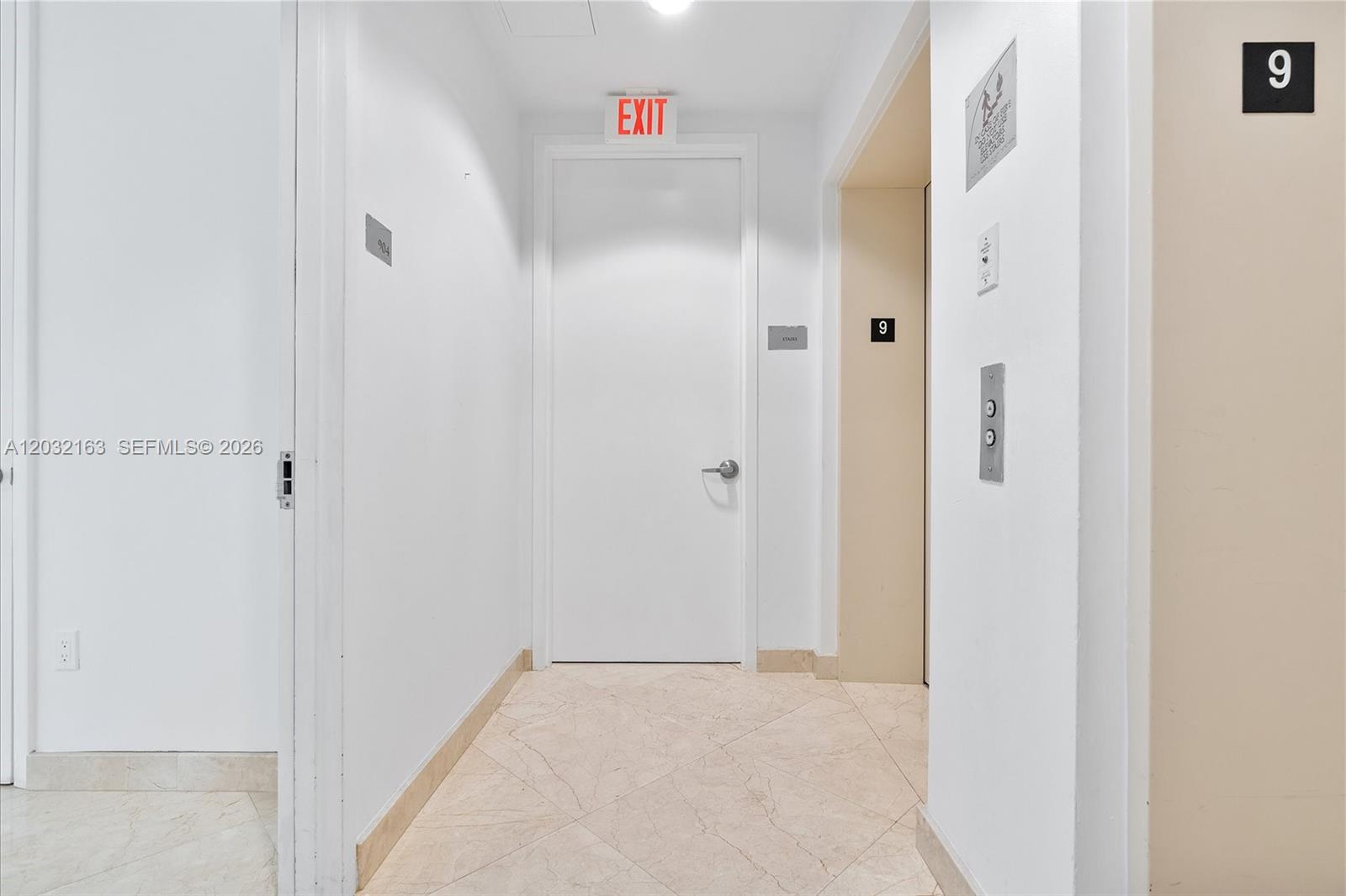 15901 Collins Ave 904