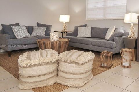 20 SE 12th St Dania Beach FL 33004