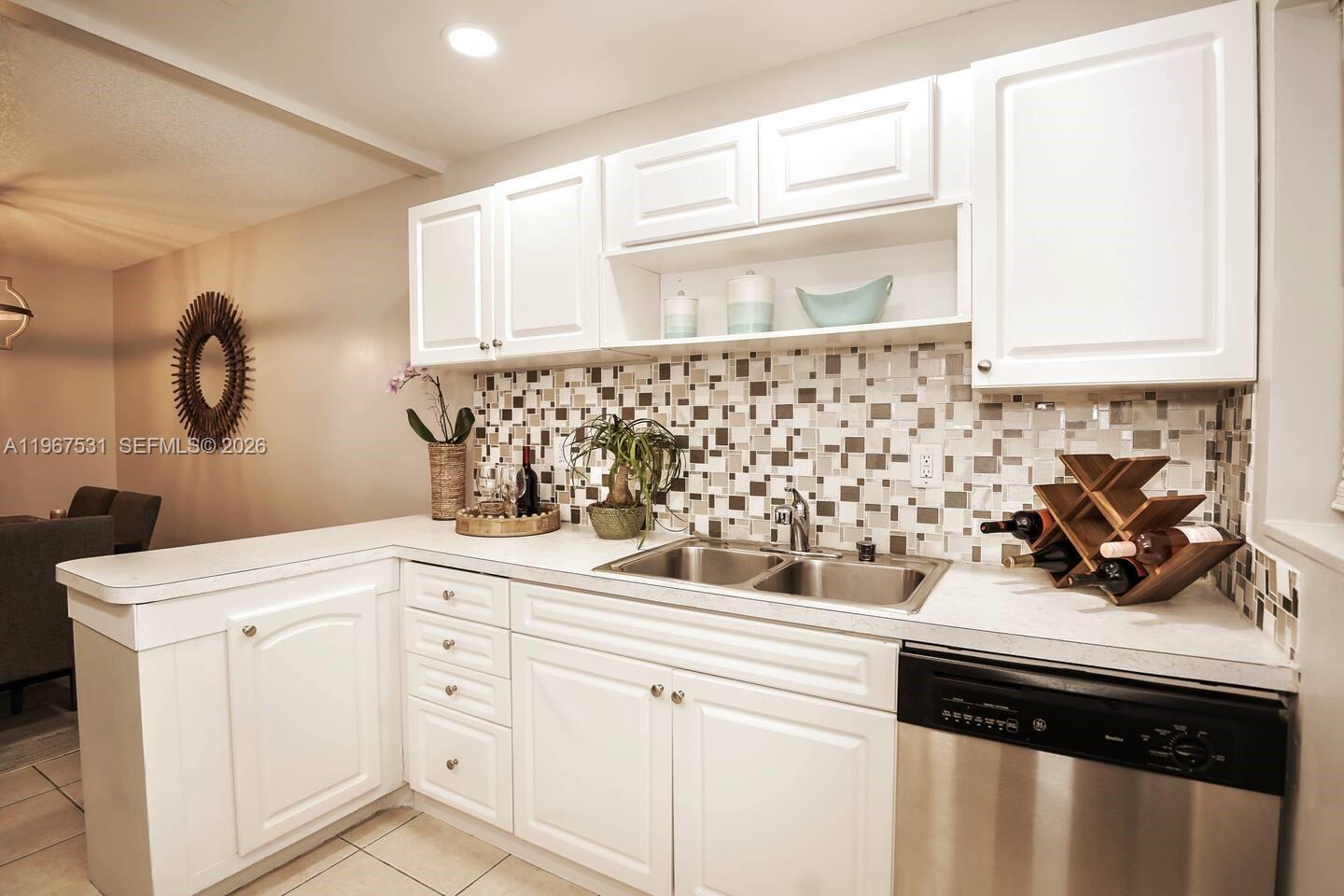 DIXIE WAY - Residential Income