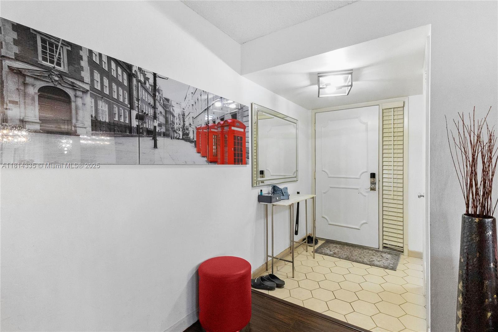 5749 Camino Del Sol 403