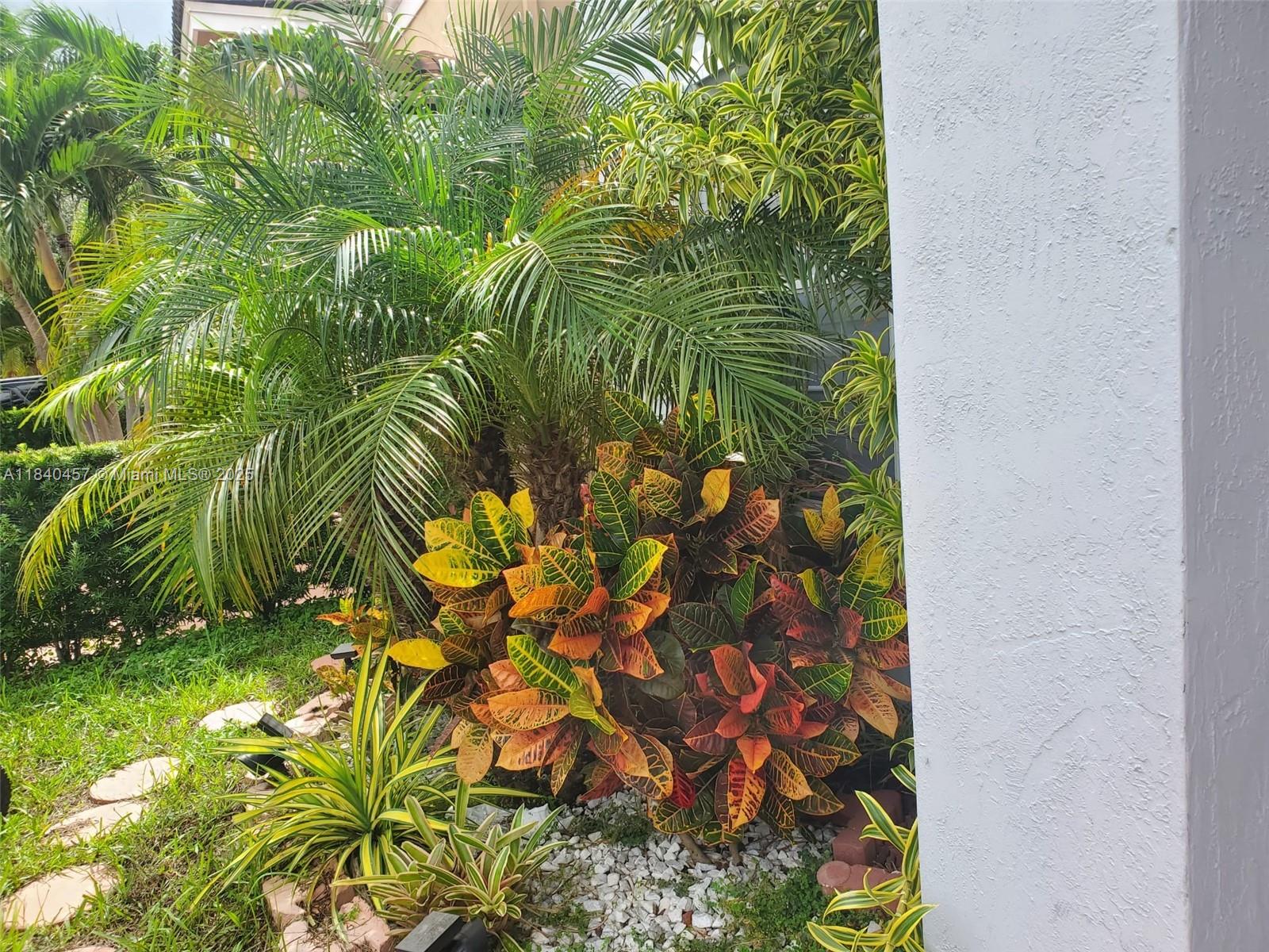 FOREST LAKES GARDENS SEC 2 - Residential