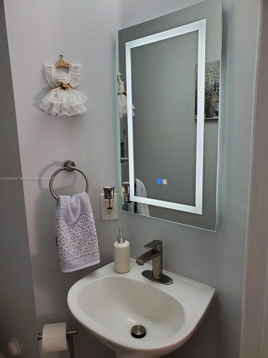 FOREST LAKES GARDENS SEC 2 - Residential