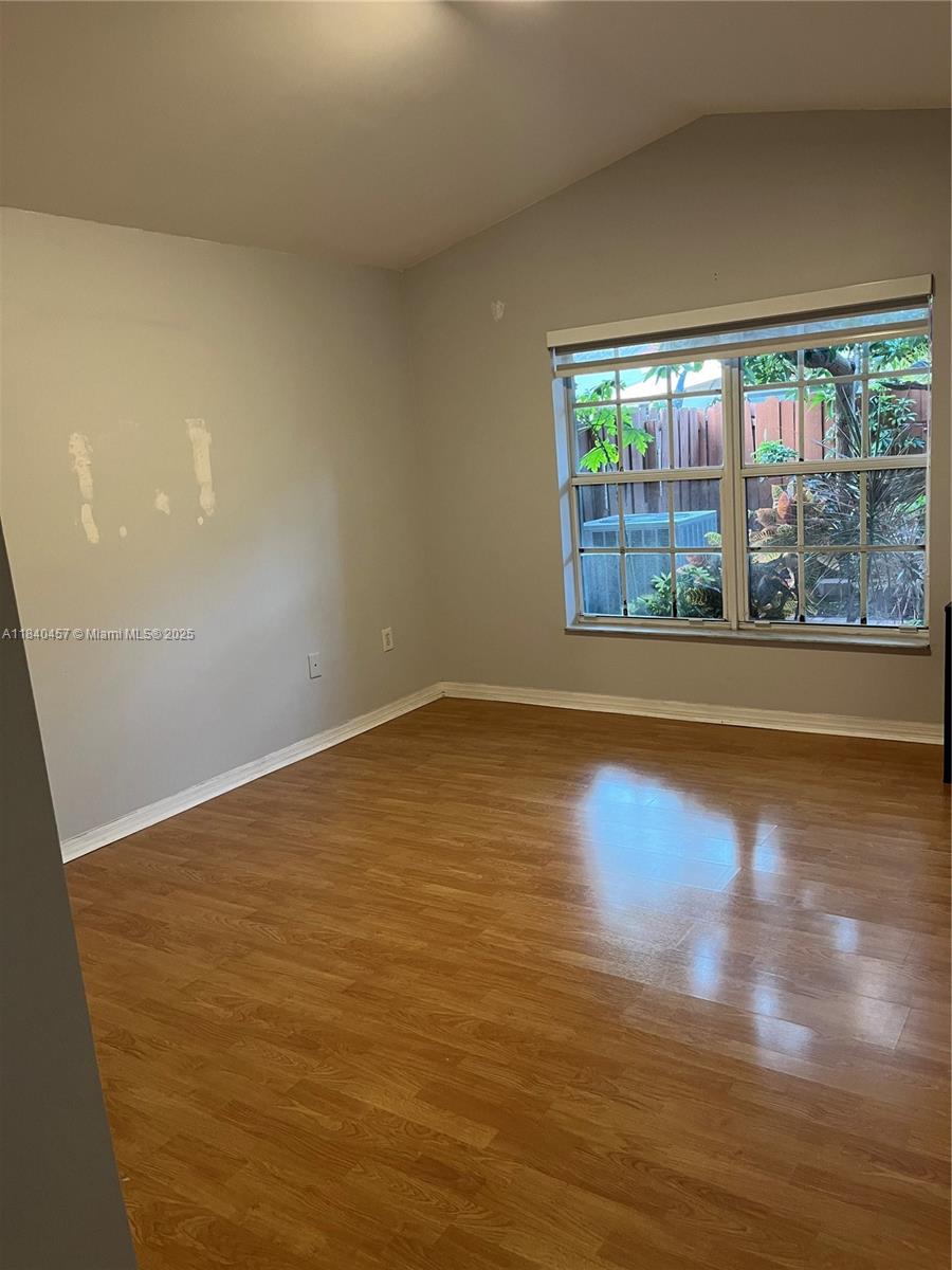 FOREST LAKES GARDENS SEC 2 - Residential