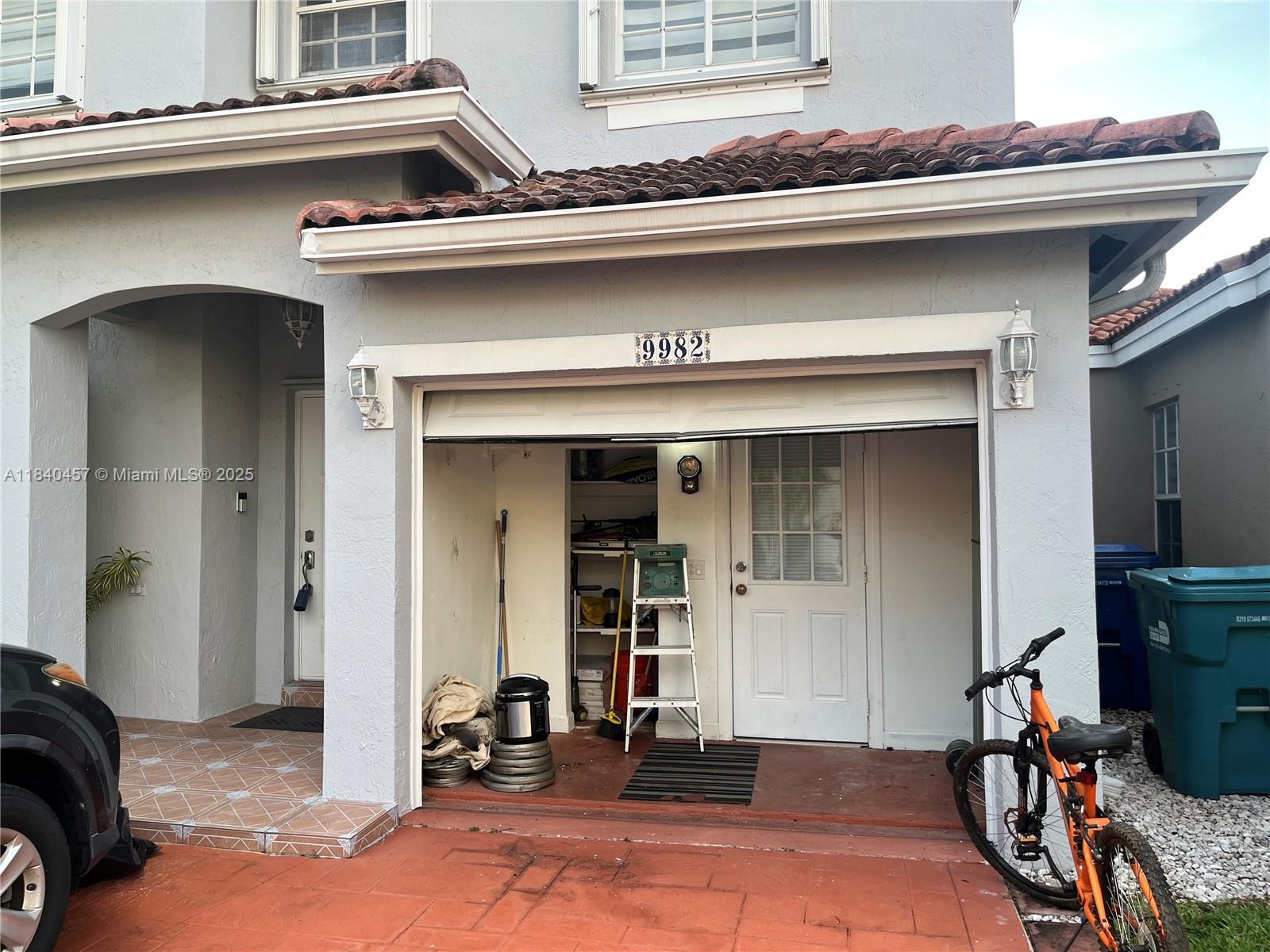 FOREST LAKES GARDENS SEC 2 - Residential