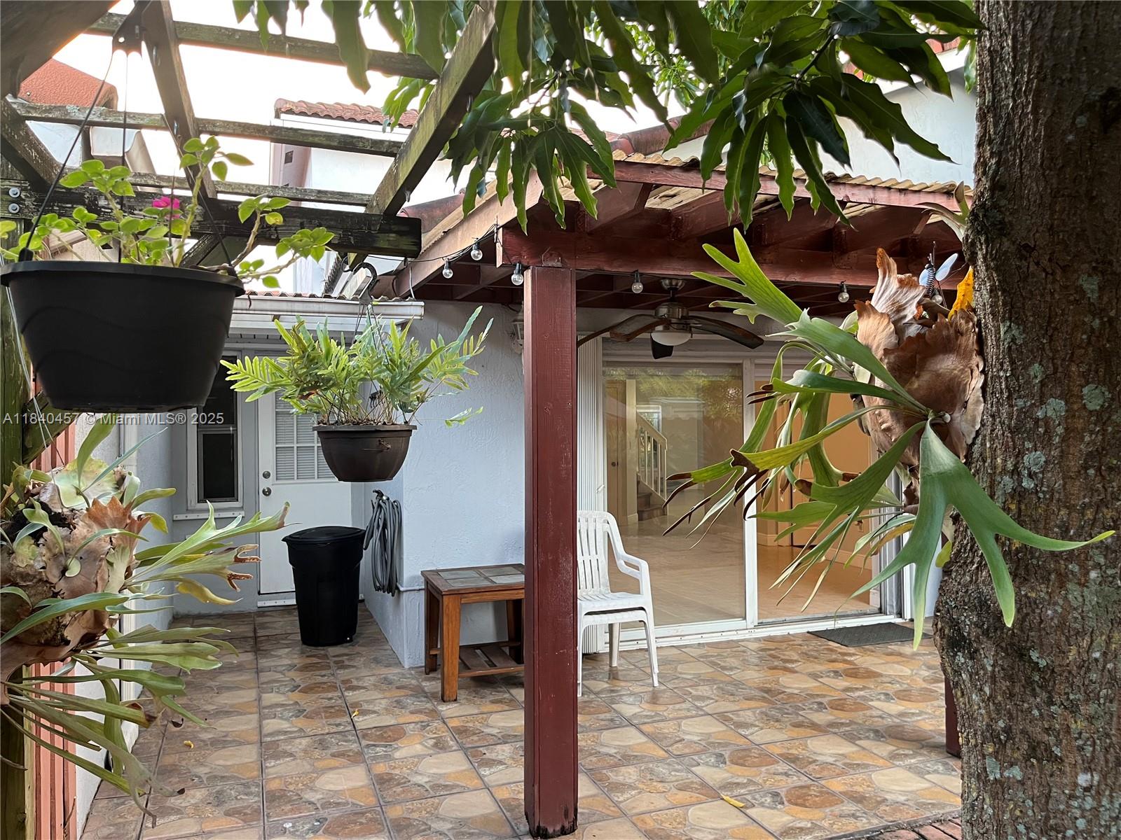 FOREST LAKES GARDENS SEC 2 - Residential