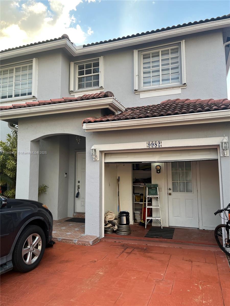 FOREST LAKES GARDENS SEC 2 - Residential