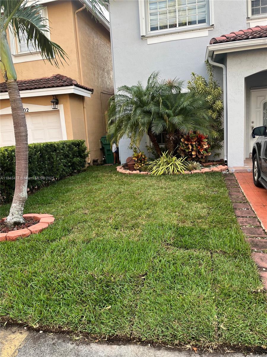 FOREST LAKES GARDENS SEC 2 - Residential