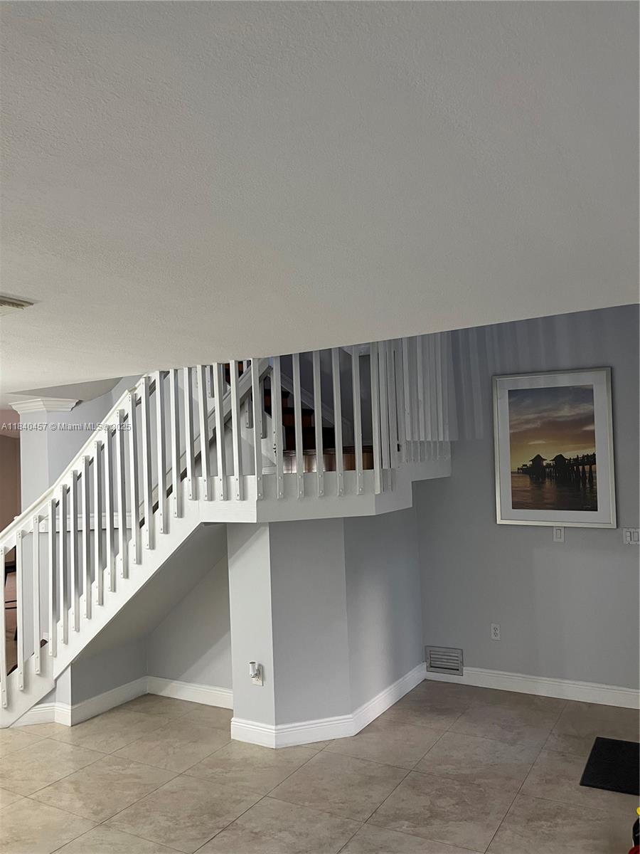 FOREST LAKES GARDENS SEC 2 - Residential