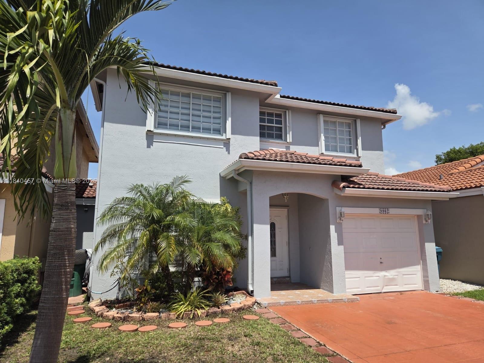 FOREST LAKES GARDENS SEC 2 - Residential