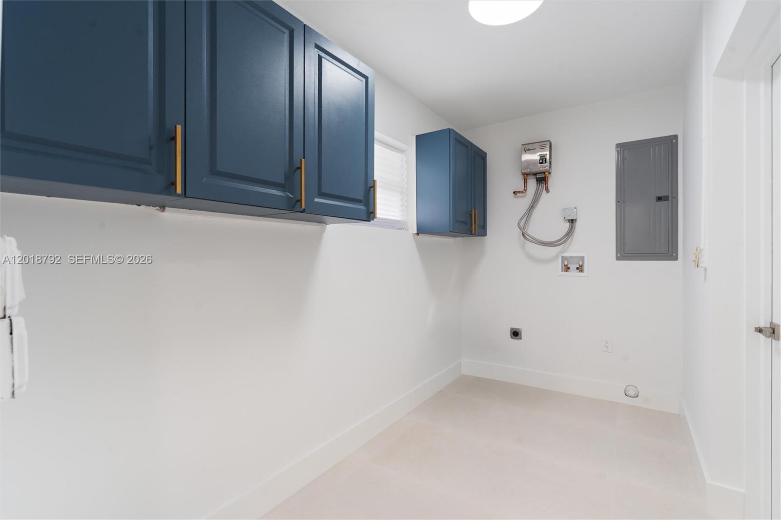VENETIAN ISLES 3RD SEC - Residential