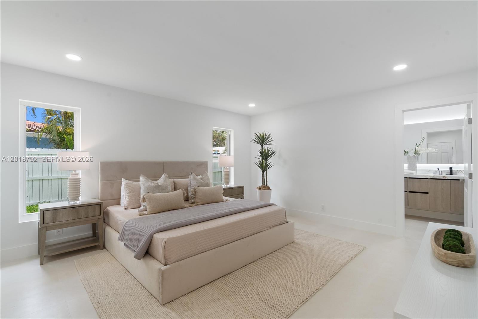 VENETIAN ISLES 3RD SEC - Residential