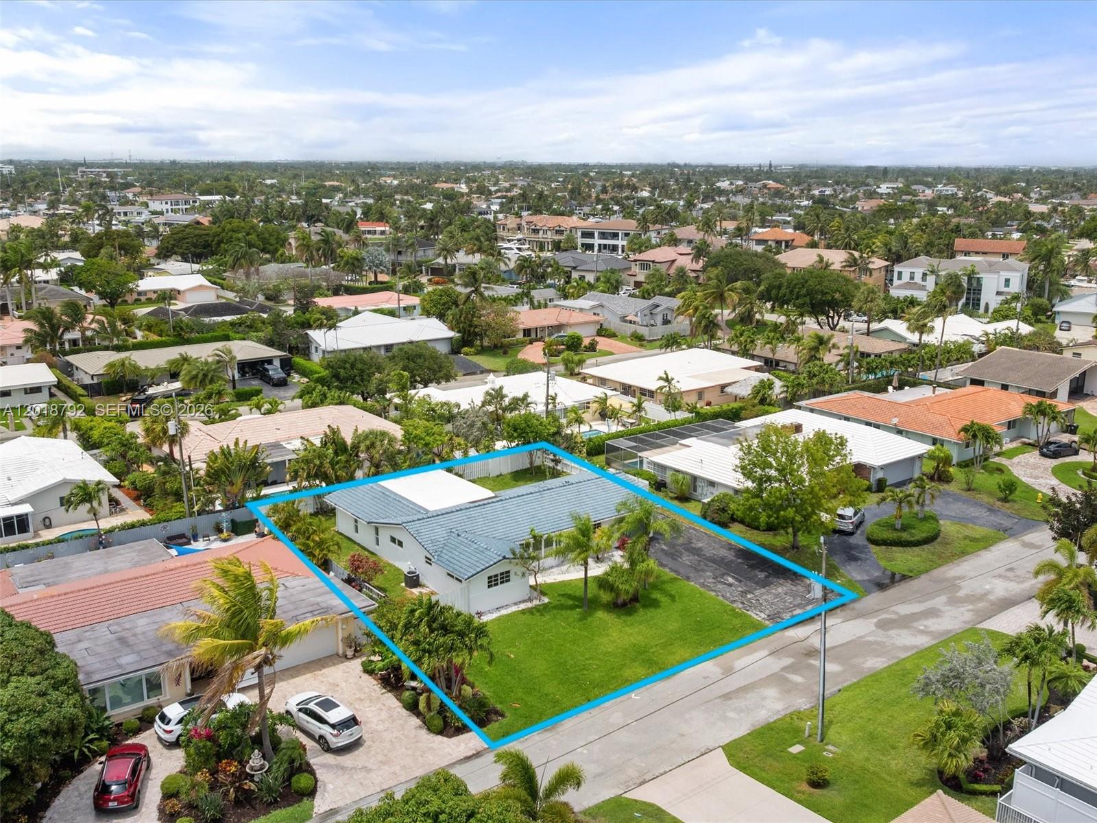 VENETIAN ISLES 3RD SEC - Residential