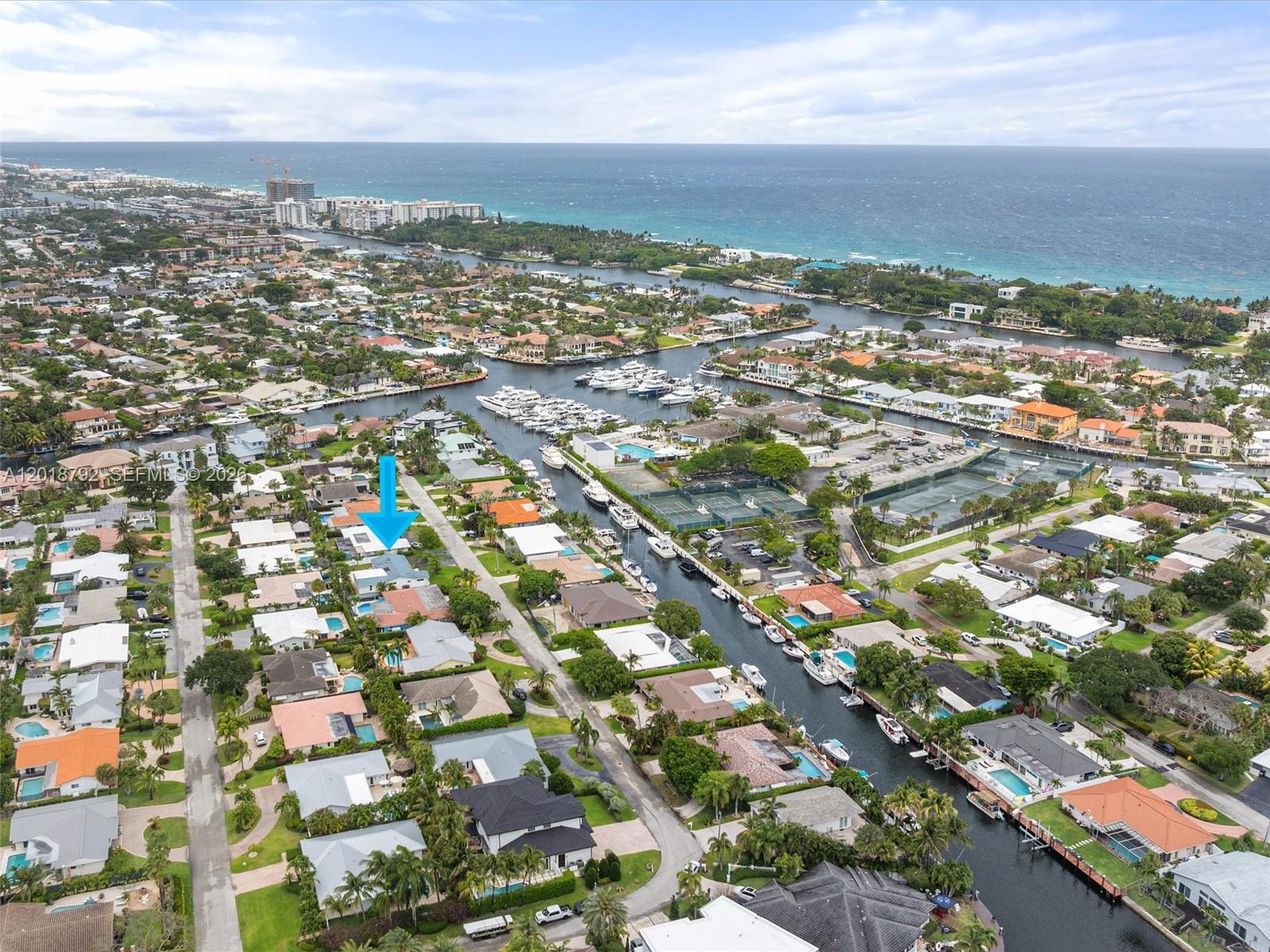 VENETIAN ISLES 3RD SEC - Residential