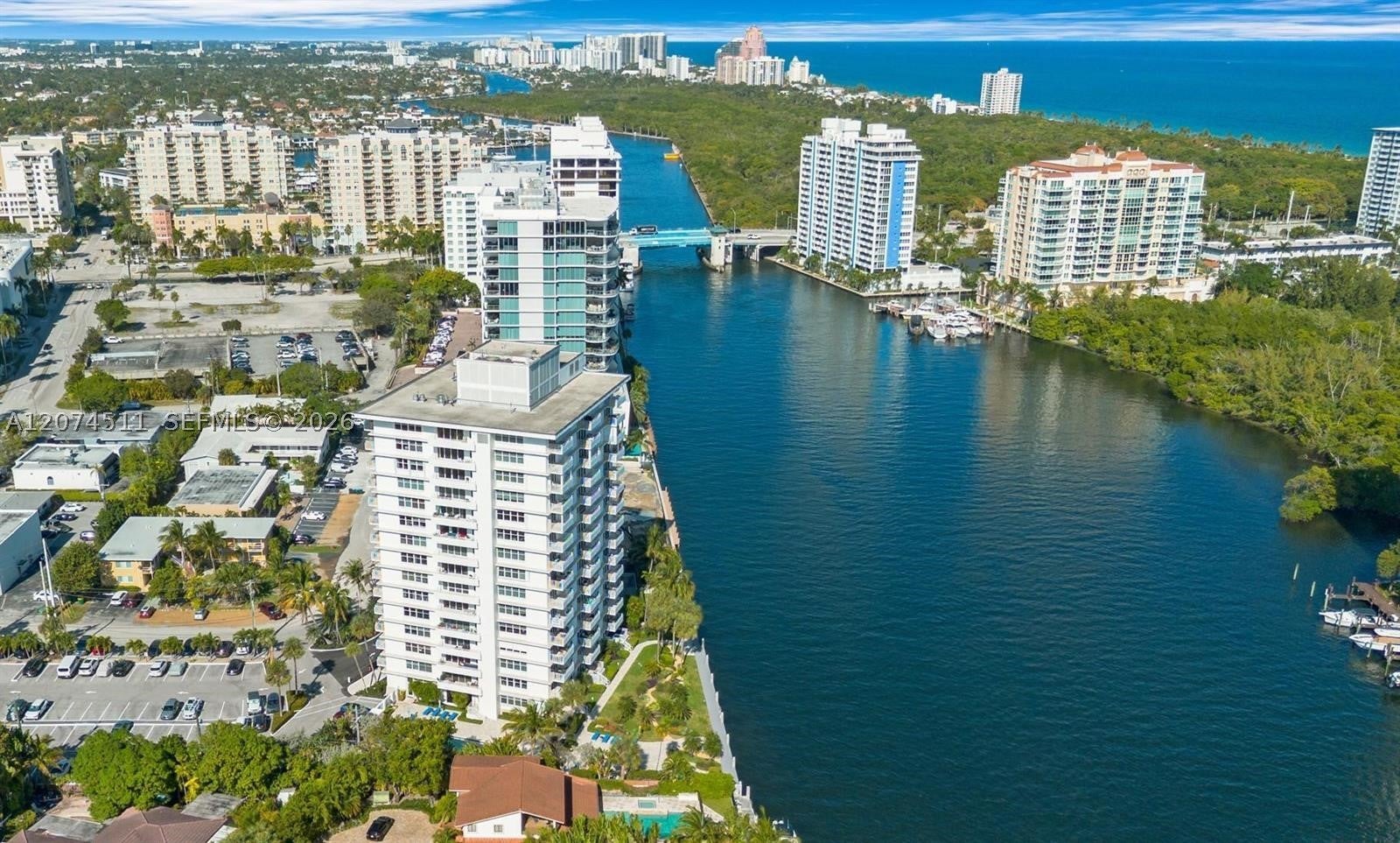888 Intracoastal Dr