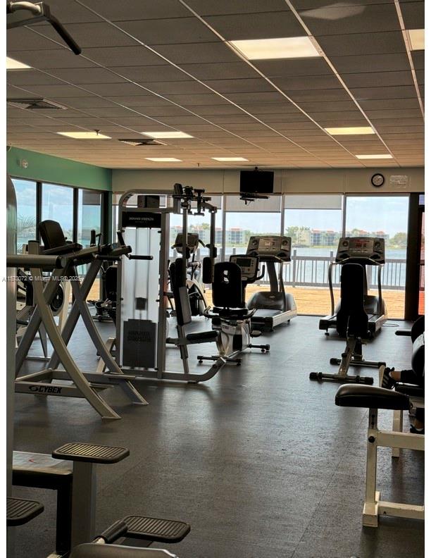 LAKE EMERALD CONDOMINIUM - Residential