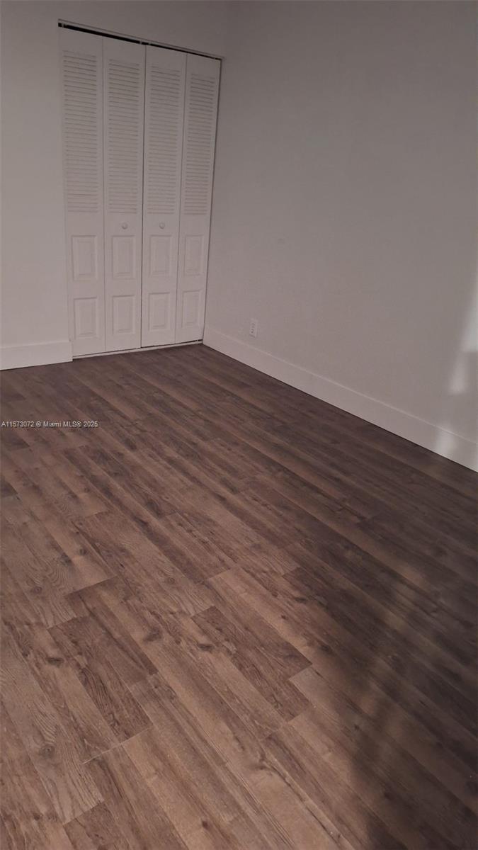 LAKE EMERALD CONDOMINIUM - Residential