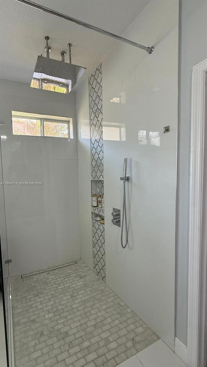 SHINGLE CREEK REVERVE - Residential