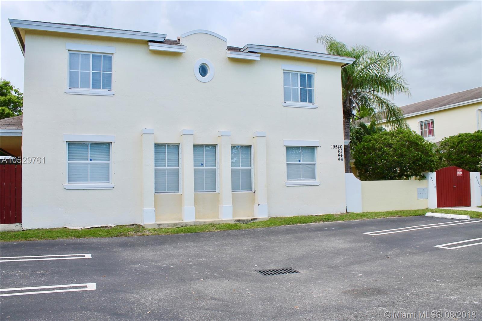 POINT ROYALE BLDGS FIVE&S - Residential