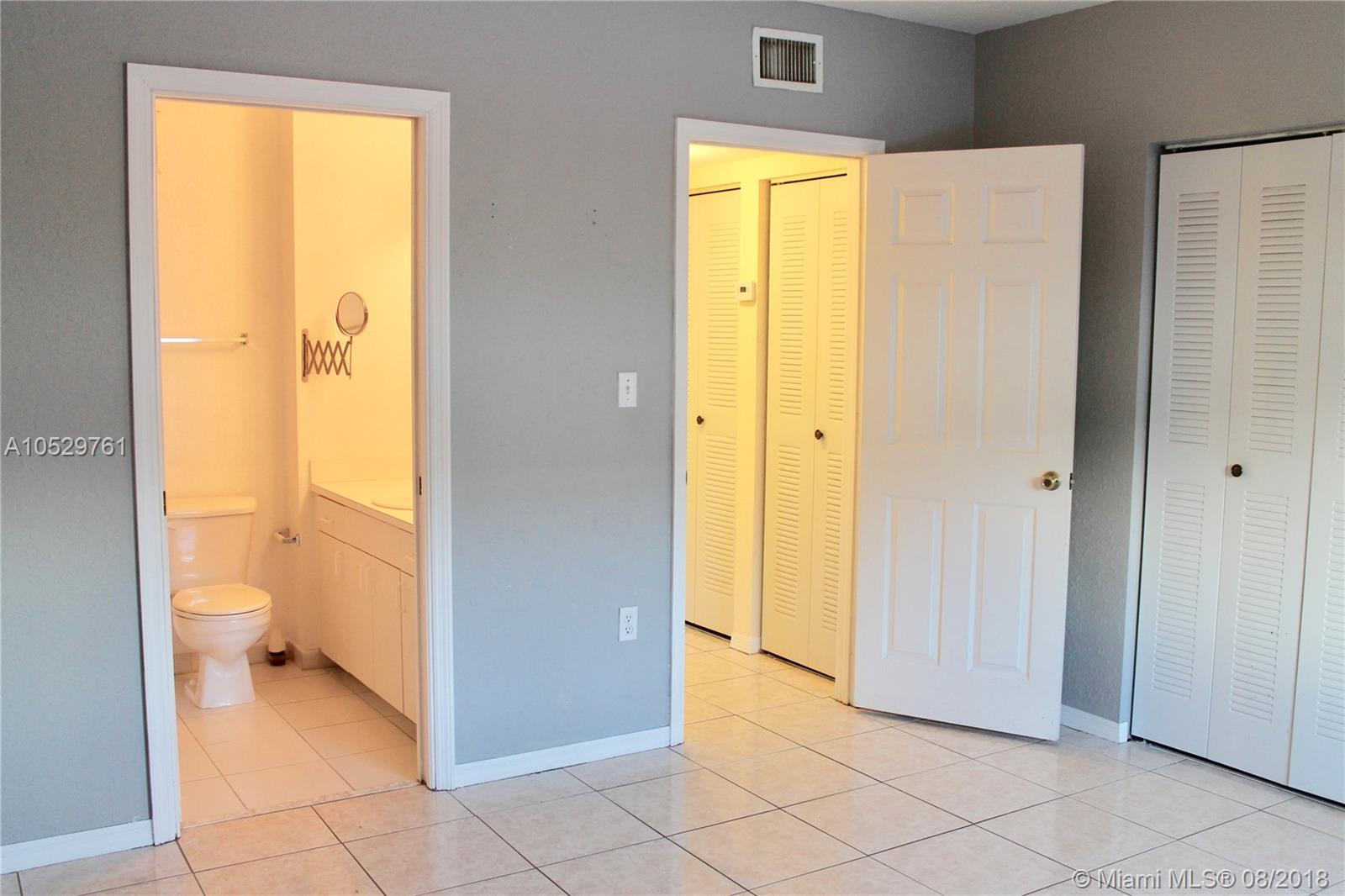 POINT ROYALE BLDGS FIVE&S - Residential