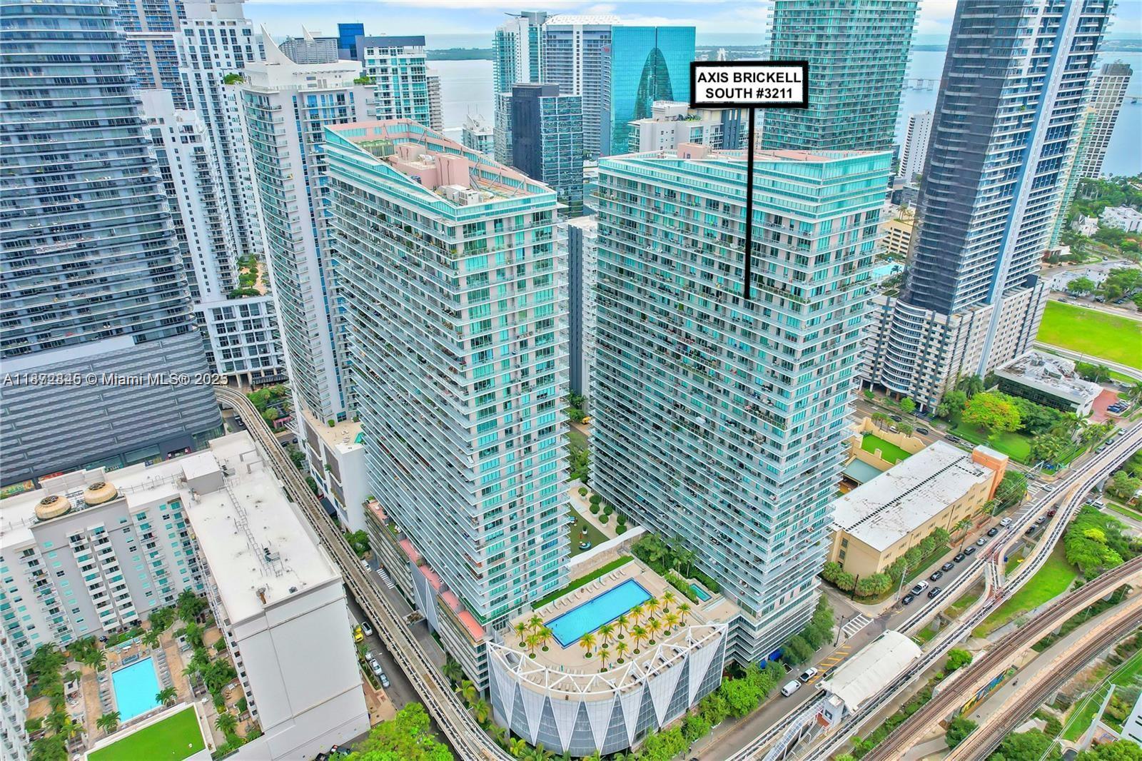THE AXIS ON BRICKELL COND - Residential
