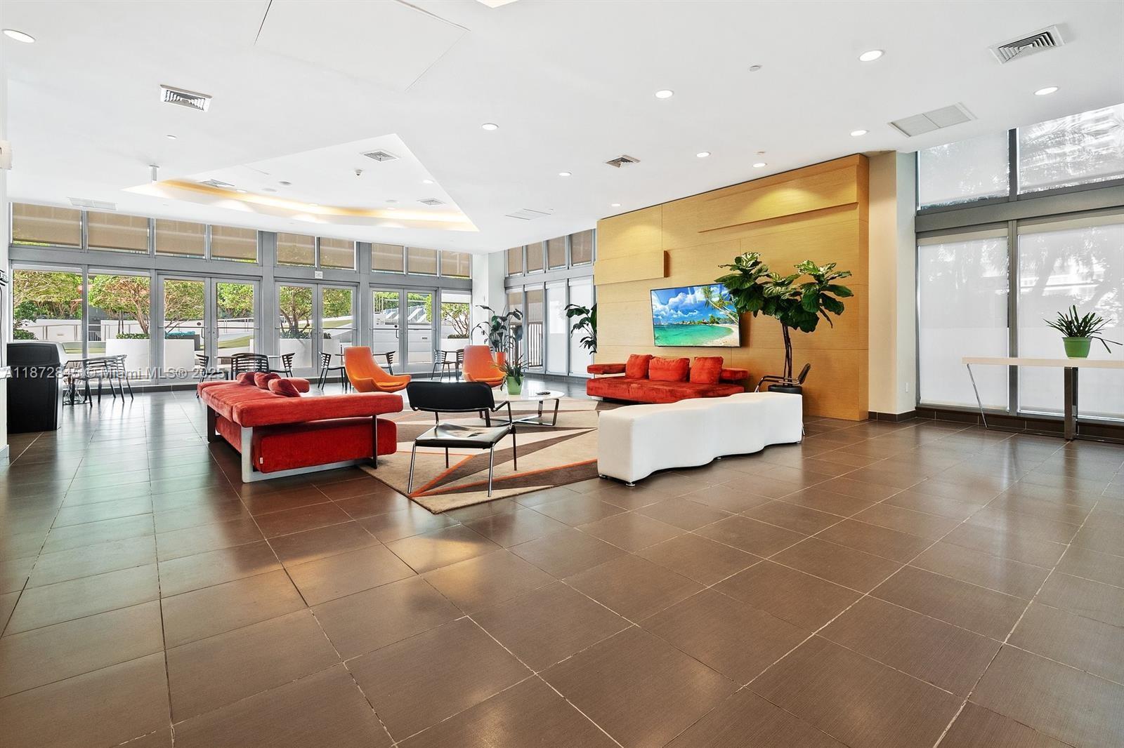 THE AXIS ON BRICKELL COND - Residential