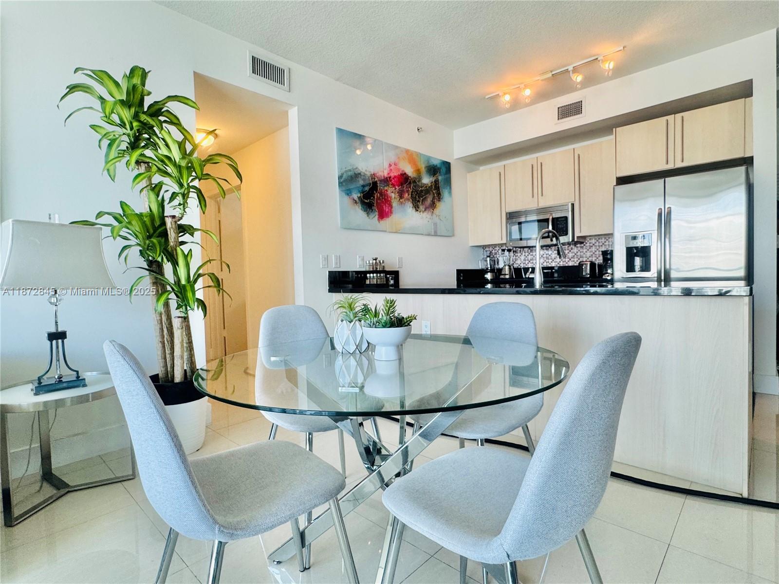 79 SW 12th St 3211-S