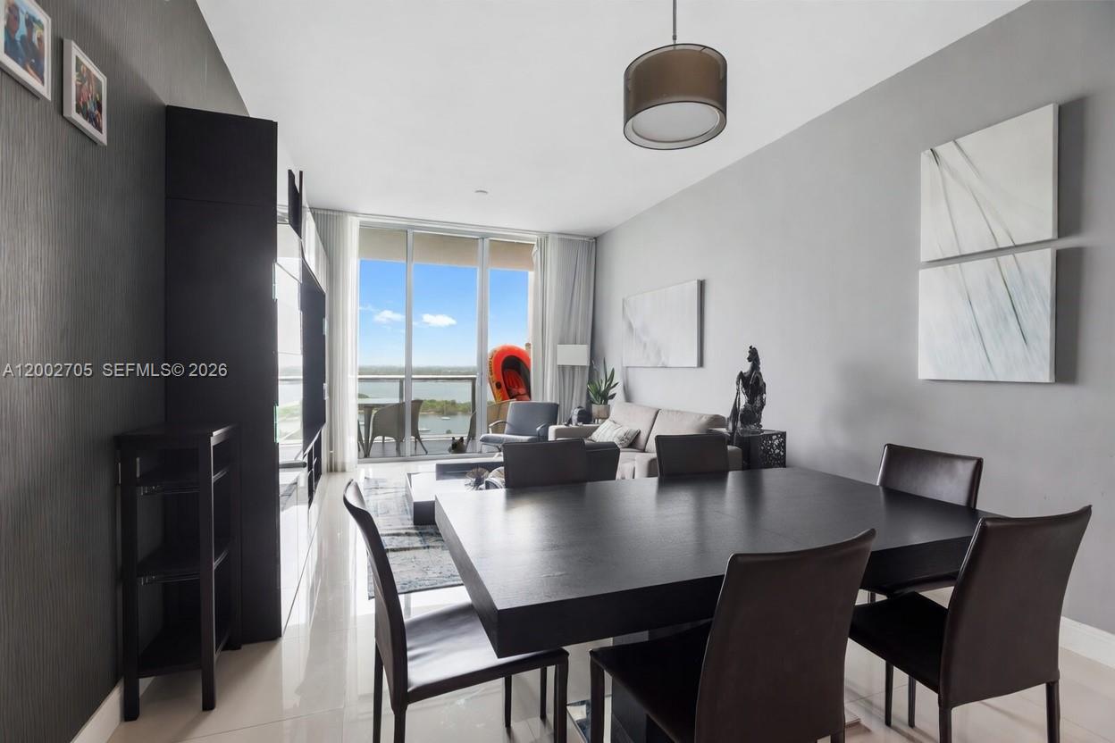 ELOQUENCE ON THE BAY COND - Residential