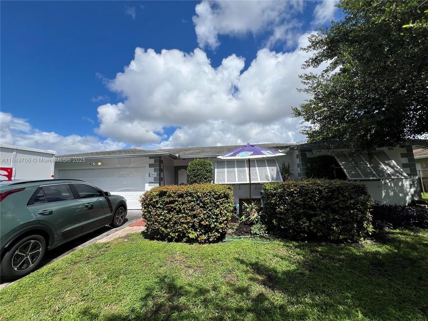 *SOLD AS IS* Incredible location by University Dr and 595, minutes from Costco, Trader Joe’s, Nova, shopping, and dining. This 3BR/2BA with a 2 car garage home sits in front of a golf course and features mostly original conditions, offering great potential. Bedrooms have new flooring, the guest bath is renovated, and the master bath has a new vanity. Pool is in fair condition; screened patio needs repair. Roof is  2014, AC 2018, Water Heater 2011. Bedroom sizes are 18x14, 17x11, and 12x13. Prime opportunity to customize in a highly desirable area! With some TLC this house will become a dream home.
MORE PICTURES COMING SOON.