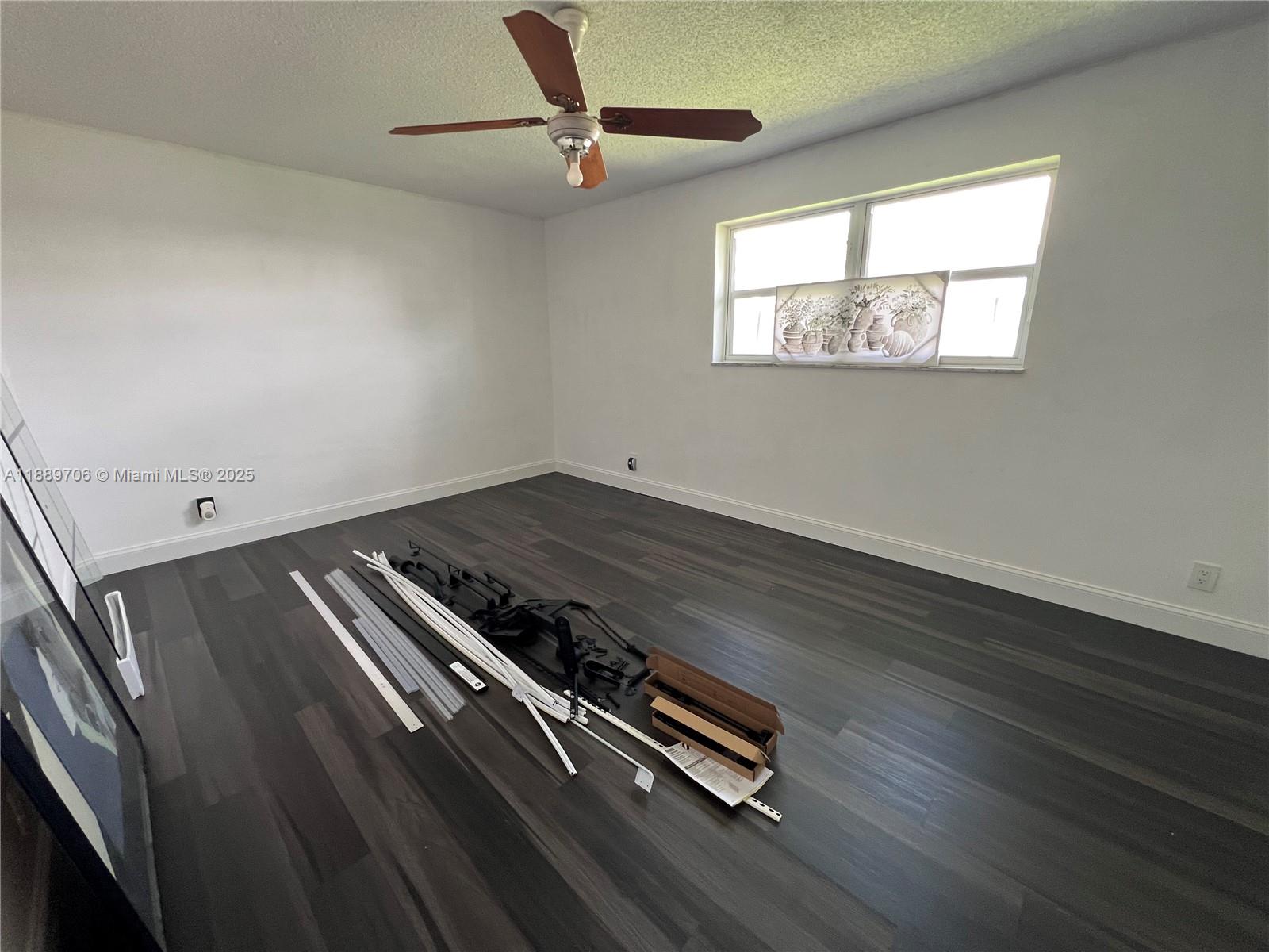 ARROWHEAD GOLF & TENNIS C - Residential