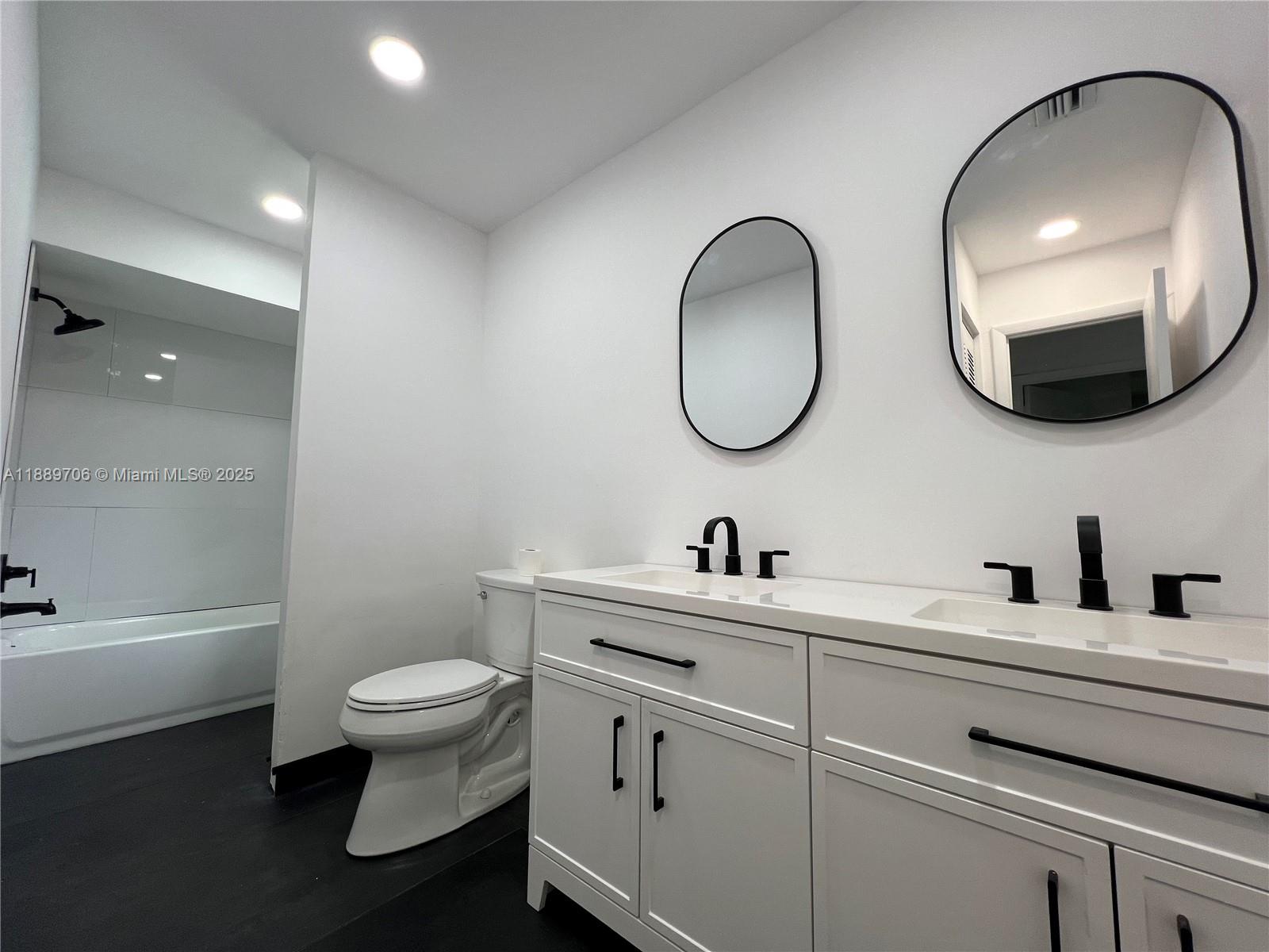 ARROWHEAD GOLF & TENNIS C - Residential