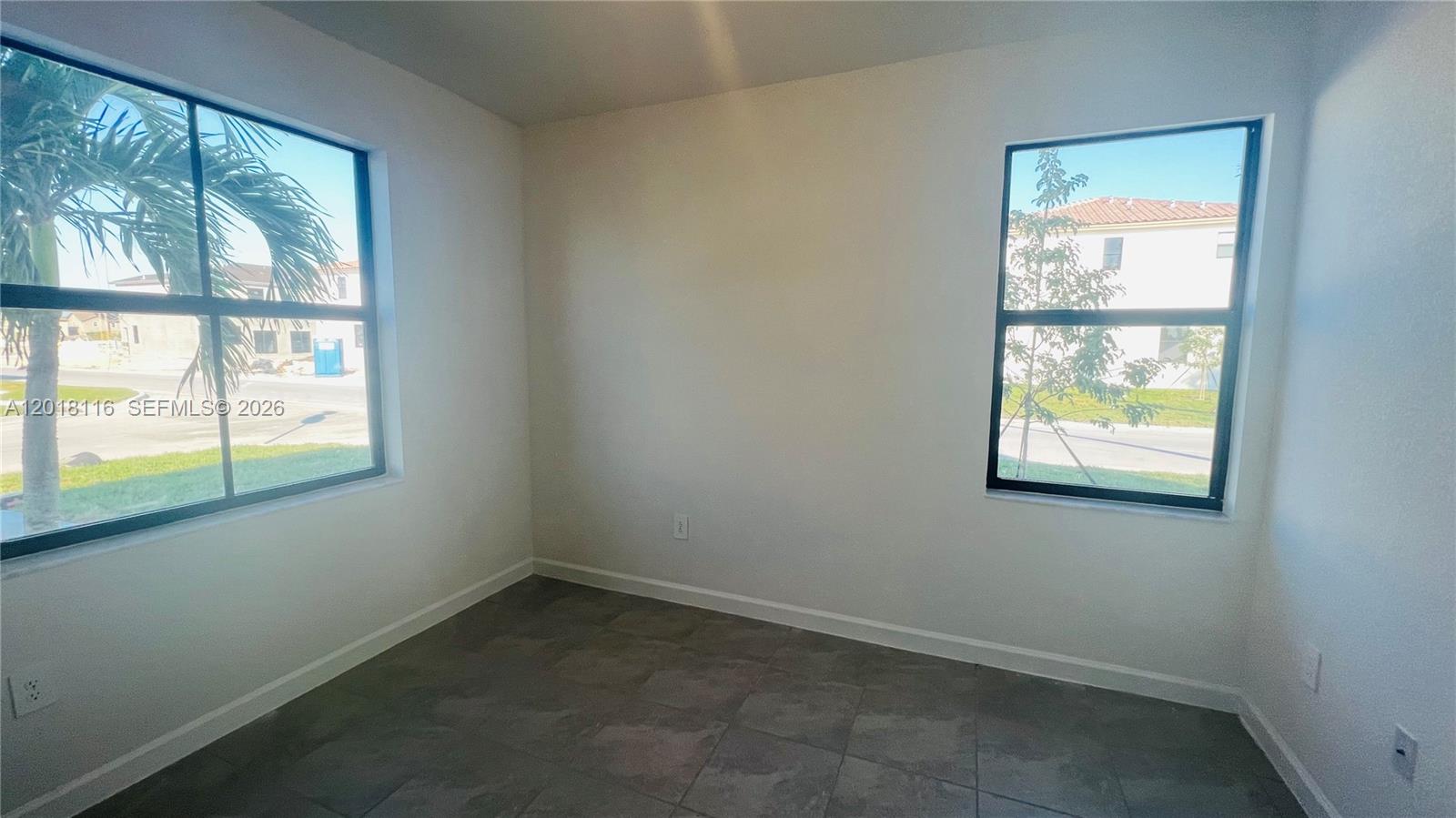 11804 SW 247th Ter 11804
