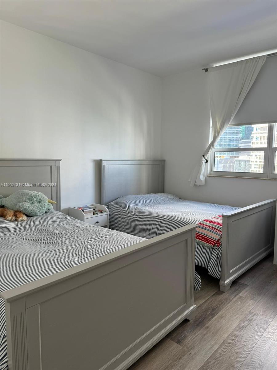 COURTS BRICKELL KEY CONDO - Residential Lease