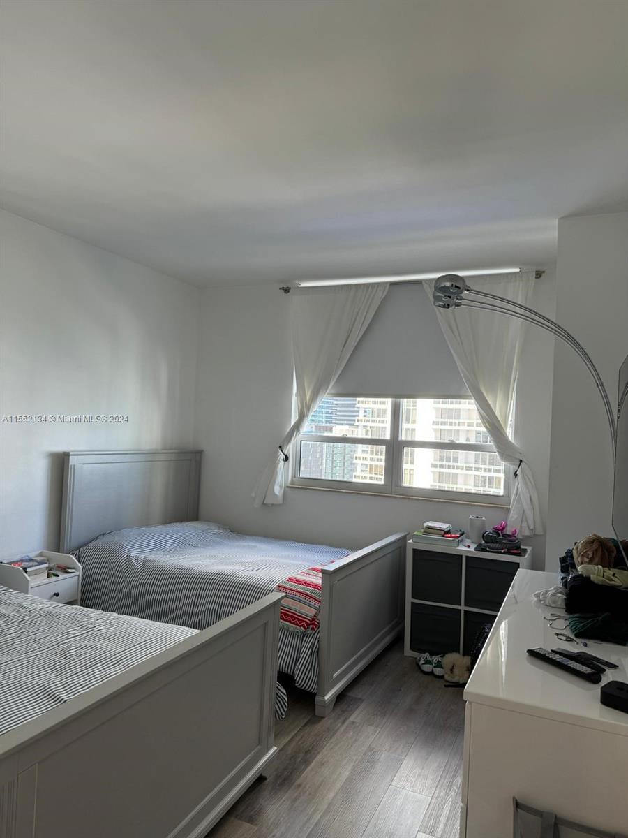 COURTS BRICKELL KEY CONDO - Residential Lease