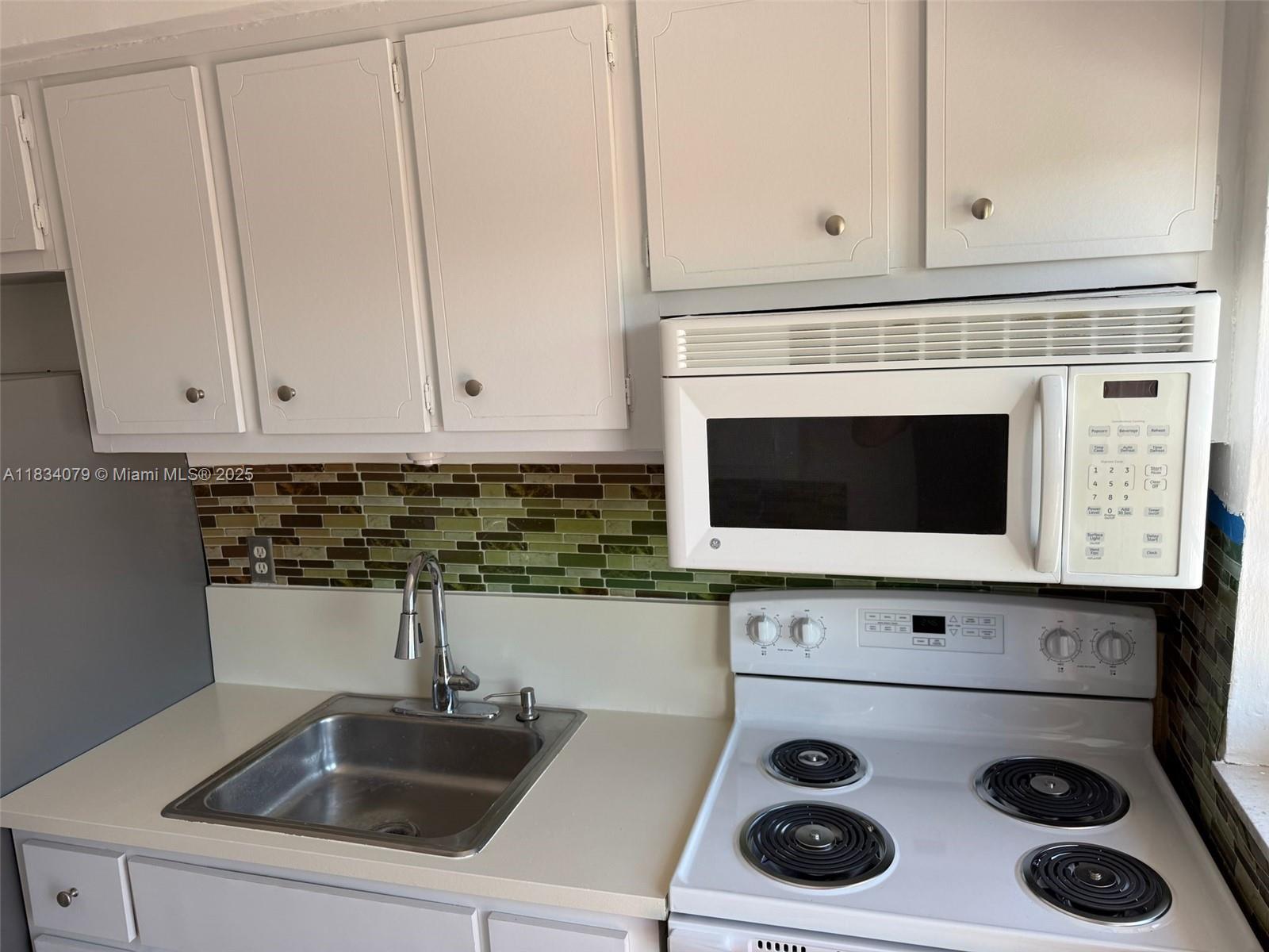 CORAL GARDENS CONDO BLDG - Residential