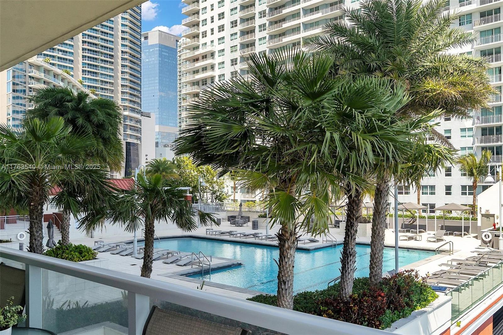 THE MARK ON BRICKELL COND - Residential