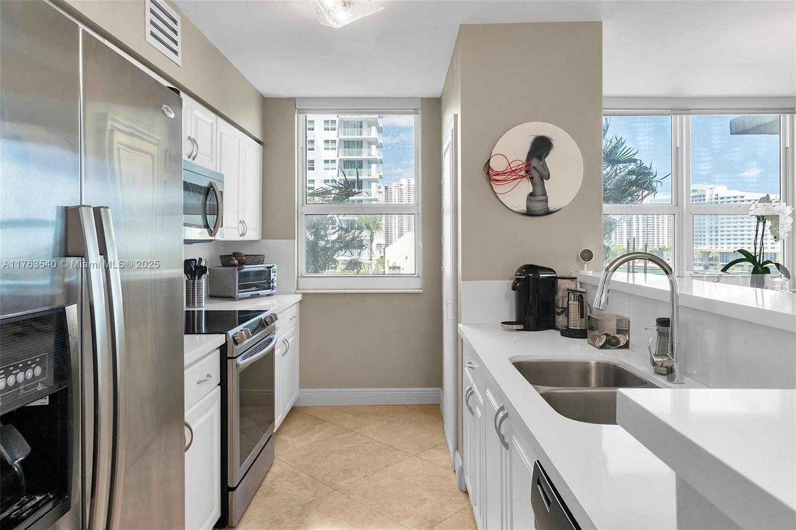 THE MARK ON BRICKELL COND - Residential