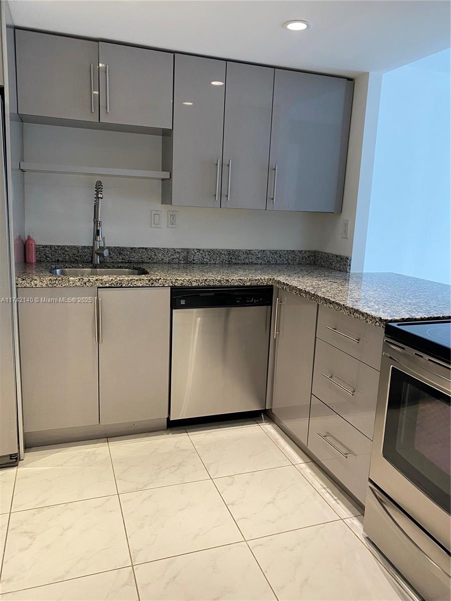 OCEANVIEW PARK CONDO - Residential