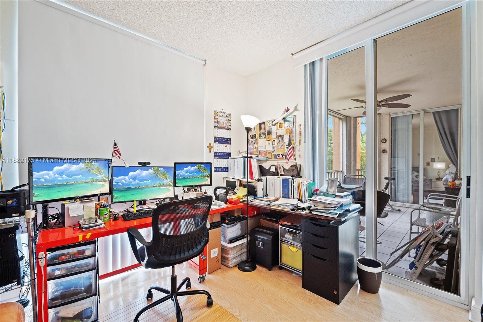 DORAL HOUSE CONDO NO 2 - Residential