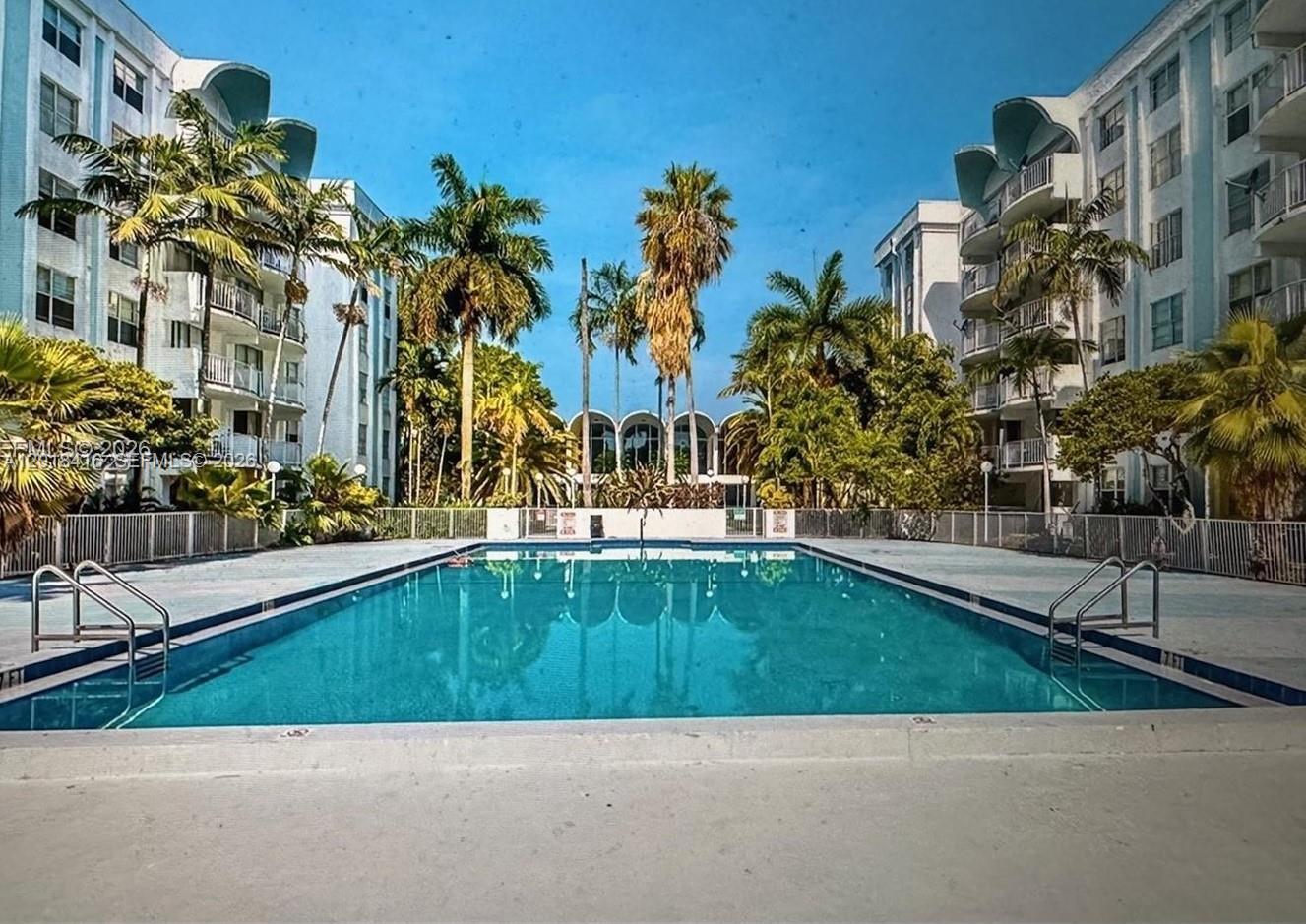 MONTECARLO CONDO - Residential