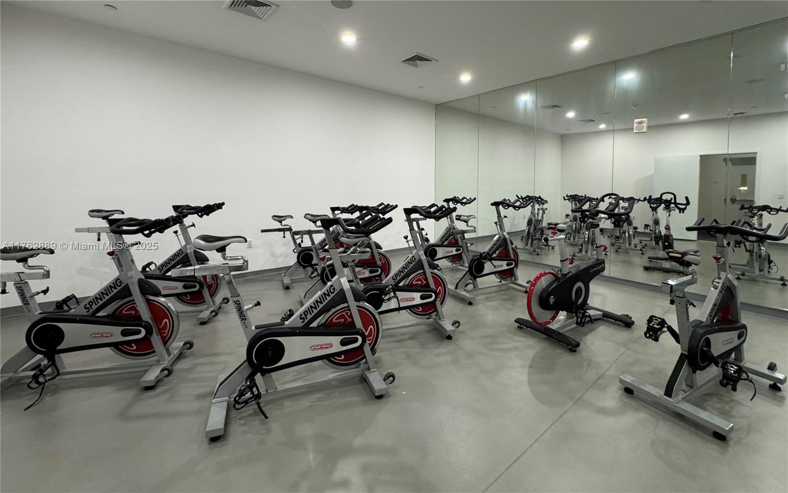 ARTECH RESIDENCES AT AVEN - Residential