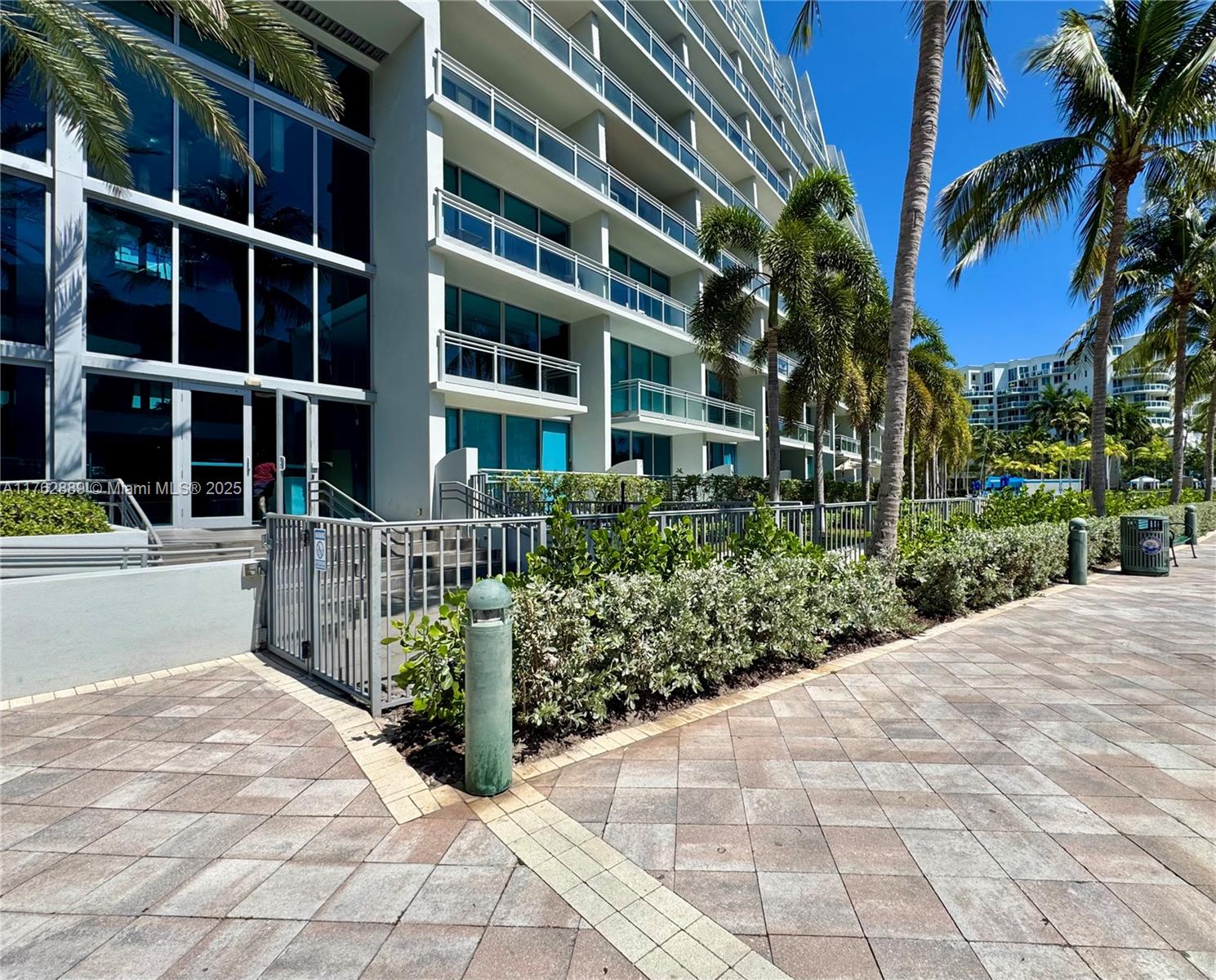 ARTECH RESIDENCES AT AVEN - Residential