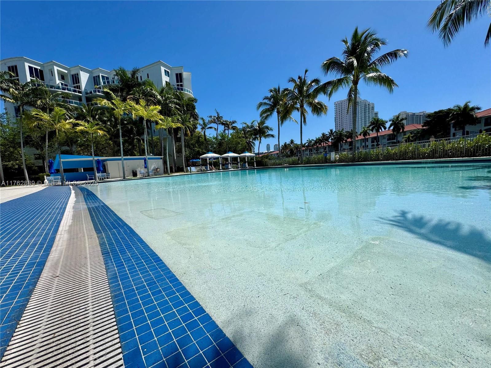 ARTECH RESIDENCES AT AVEN - Residential