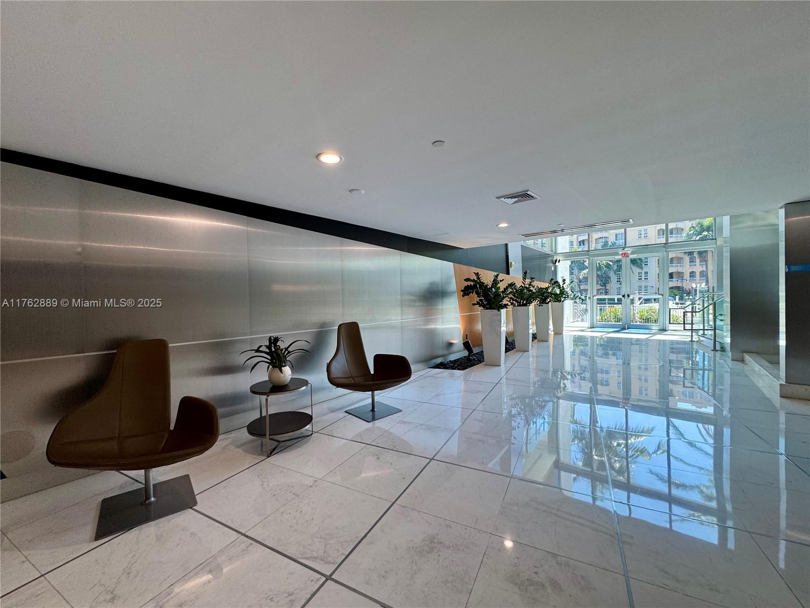 ARTECH RESIDENCES AT AVEN - Residential